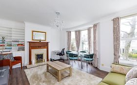 Charming 2 Bedroom Flat In Central Hove With Free Parking