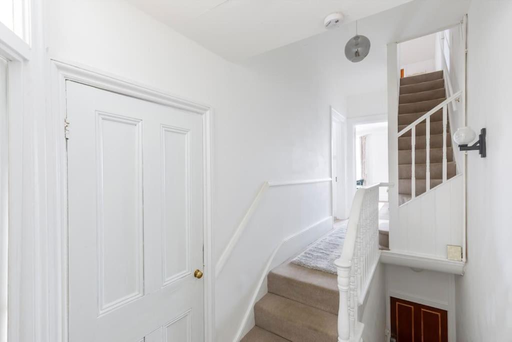 Charming 2 Bedroom Flat In Central Hove With Free Parking Exterior photo