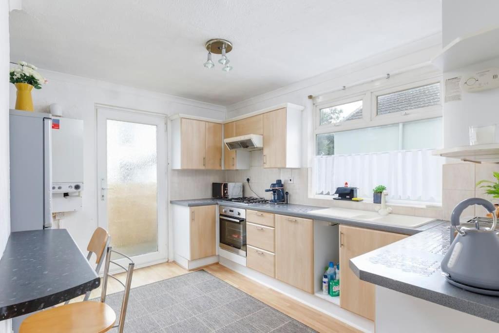 Charming 2 Bedroom Flat In Central Hove With Free Parking Exterior photo